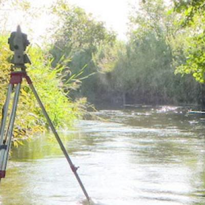 Vandløbsmåling ved Holsted Å